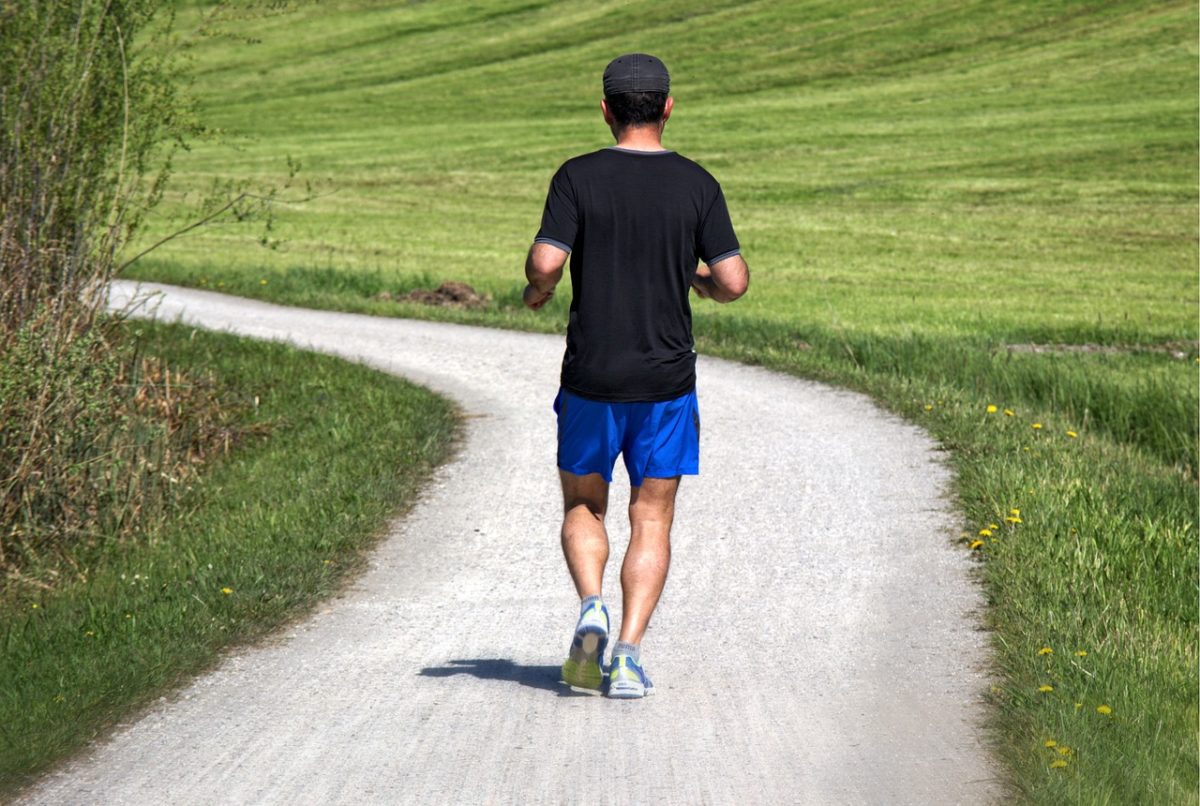 jogger-1379443_1280